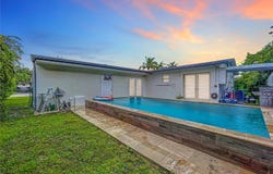 10010 SW 213TH TERRACE, CUTLER BAY, FL 33189