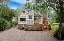 920 Shore Road, Cape Elizabeth, ME 04107