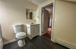 19 Walnut Ter, Bloomfield Twp., NJ 07003-5025