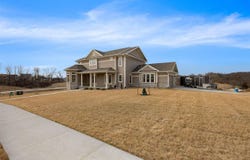 478 Rebekah Ct, Coralville, IA 52241