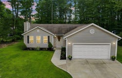 2043 N Park Lane, Roaming Shores, OH 44084