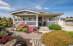 720 W Heritage Loop, Sequim, WA 98382