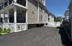33 Hamilton St, Medford, MA 02155