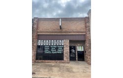 916 Manvel Avenue, Chandler, OK 74834