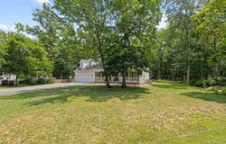 30 RUTHERFORD LN, STUARTS DRAFT, VA 24477