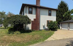 917 N Main Street, Uhrichsville, OH 44683