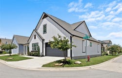 1037 Lucca DR, Dripping Springs, TX 78620