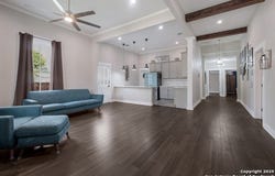 930 Hays, San Antonio, TX 78202