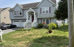 17 Lynwood Street, Fall River, MA 02721