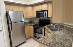 815 W Boynton Beach Boulevard, Boynton Beach, FL 33426