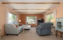 1055 N 5th Street, Jacksonville, OR 97530
