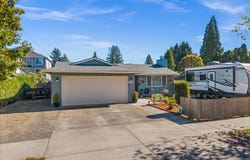 2439 A St, ForestGrove, OR 97116