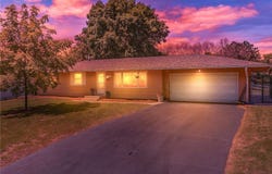 2724 Sunset Lane, Burnsville, MN 55337