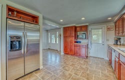 144 Hyfield Lane, Jefferson, NH 03583