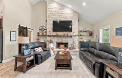136 N Bronco Court, Springtown, TX 76082