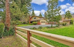 1345 NE 9th Street, Grants Pass, OR 97526