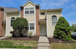 23 Woodlake Drive, Middletown, NY 10940