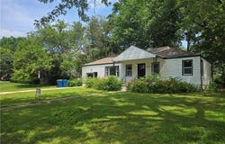 832 Hillside Avenue, Liberty, MO 64068