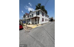 759 E WASHINGTON STREET, CHAMBERSBURG, PA 17201