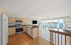 40 Oceanside Dr, Hull, MA 02045