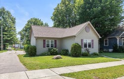 221 N Adams Street, Brownsburg, IN 46112