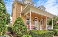 206 West Granada Avenue, Hershey, PA 17033