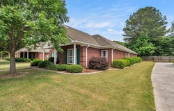 54 Grandwood Lane, Scottsboro, AL 35769