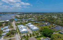 4692 SE Manatee Way, Stuart, FL 34997