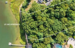 221 Scraggy Neck Road, Cataumet, MA 02534