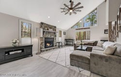 227 Buckskin Way, Pocono Pines, PA 18350