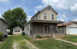 213 E 11th Street, Uhrichsville, OH 44683