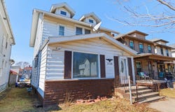 3132 S Calhoun Street, Fort Wayne, IN 46807-1902