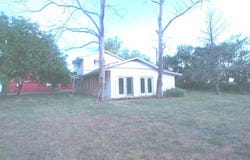 10481 N Highway 281, Pleasanton, TX 78064