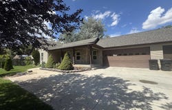280 S 1st W #b, Soda Springs, ID 83276