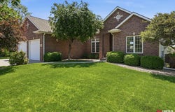 8601 Augusta Drive, Lincoln, NE 68526