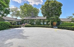 69 Nayatt Road, Barrington, RI 02806