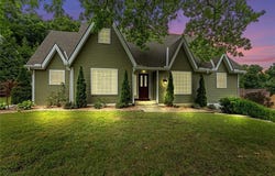 6744 N Park Avenue, Kansas City, MO 64118