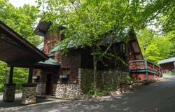 54 4-H Road, North River, NY 12856