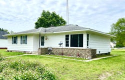 2346 Main Street, Manistee, MI 49660