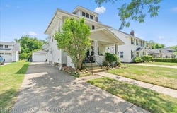 826 N Verlinden Avenue, Lansing, MI 48915