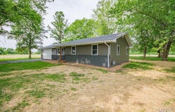 601 S A Street, Vernon, IL 62892