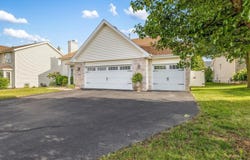 5933 Darton, LOVES PARK, IL 61111