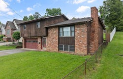 608 WASHINGTON AVE, Glen Dale, WV 26038