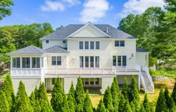 24 Pleasant Park Drive, Mashpee, MA 02649