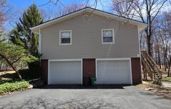 166 Applewood Drive, Swiftwater, PA 18370