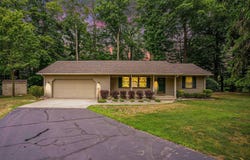 70070 2nd Avenue, South Haven, MI 49090