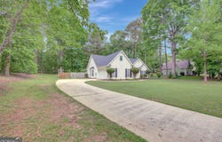 35 Wenham Lane, Sharpsburg, GA 30277