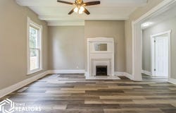 502 S Market Street, Oskaloosa, IA 52577