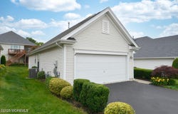 12 Atrium Drive, Bordentown, NJ 08505