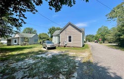 22 Third Street, Laurinburg, NC 28352